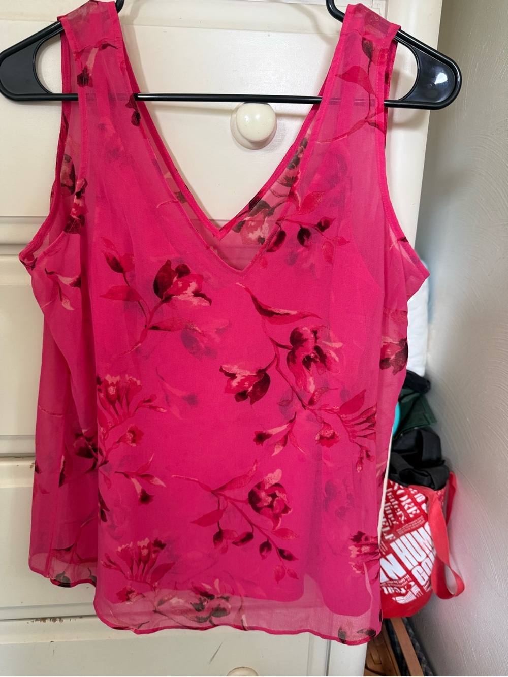 White House Black Market Hot Pink Floral V-Neck Chiffon Tank